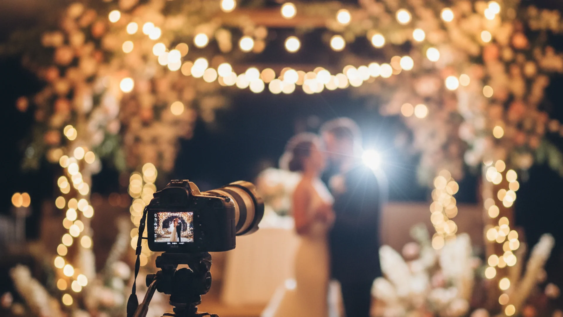 The "Direct Flash" Decade: Master Night Wedding Photography Tips for 2025 & 2026